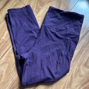 ZYIA Plum River Stone Light n Tight pocket Capri